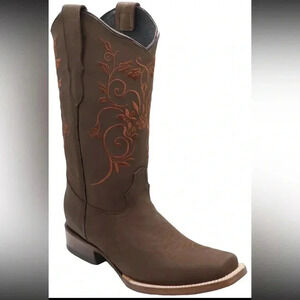 NIB Ladies Genuine Leather Square Toe Brown Boots Handcrafted Quality Boots Sz 7